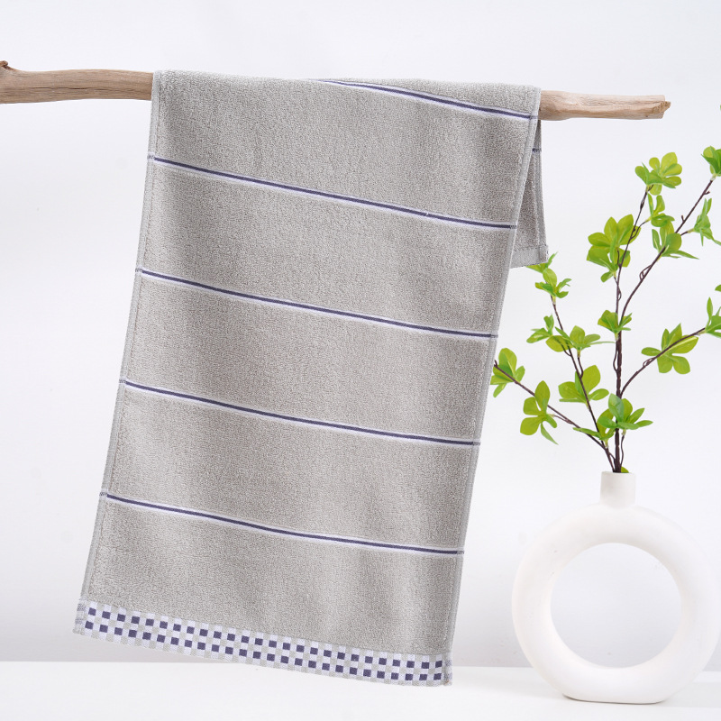Serviette à carreaux classique [gris clair]