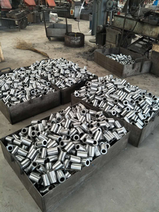 Gran oferta, conectores de manga de barra de refuerzo de acero al carbono galvanizado resistente a la corrosión, sujetadores de perno roscado, acabado pulido - Product Image 6