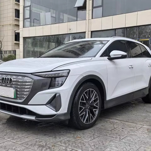 [No.25 <span class=keywords><strong>Audi</strong></span> 002] รถมือสอง <span class=keywords><strong>Audi</strong></span> <span class=keywords><strong>Q5</strong></span> <span class=keywords><strong>2023</strong></span> 40 <span class=keywords><strong>e</strong></span>-<span class=keywords><strong>Tron</strong></span> รุ่นดาวผ้าโบรเคด SUV รถยนต์มือสองจากมอเตอร์ uniland ในประเทศจีน - Product Image 1