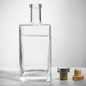 China Glass Luxury Square Glass Lliquor Botella para Whisky Vodka <span class=keywords><strong>Licor</strong></span> vacío Spirit 700ml con sello de corcho - Product Image 2