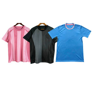 2025 nuovo a buon mercato tutto stile <span class=keywords><strong>rosa</strong></span> nero adulto bambino Miami maglia da <span class=keywords><strong>calcio</strong></span> di qualità tailandese maglia da <span class=keywords><strong>calcio</strong></span> - Product Image 2