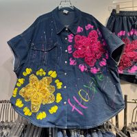 Chemises en jean brodées de fleurs 3D perlées de diamants et de sequins, chemisiers à lettres graffiti peintes au pistolet, hauts de cowboy + shorts, ensemble 2 pièces