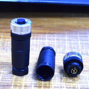 Conector de Ensamblaje Hembra y Macho Acode M12 de 12 Pines para Cables de 4-6 mm y 6-8 mm de Diámetro - Product Image 4