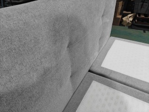 <span class=keywords><strong>Sommier</strong></span> tapissé moderne avec pieds métalliques géométriques, lit d'hôtel haut de gamme rembourré, personnalisable, fourniture directe usine OEM - Product Image 3