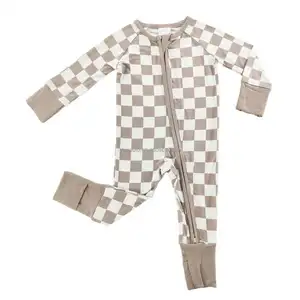 Bege Checkered Bamboo Viscose Soft Baby Jumpsuit Pijama Mangas Compridas Recém-nascidos Sleepers Boy Girl Clothes OEM Baby Romper