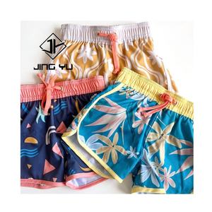 กางเกงขาสั้นเด็กเล็กขายส่ง ลายฮาวาย กางเกงขาสั้นเด็กผู้ชาย ผลิตตามสั่ง ทำจากไนลอนรีไซเคิล - Product Image 1