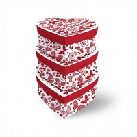 Caja de regalo de cartón con forma de corazón, caja de papel con estampado de mariposa roja, embalaje para regalo de dulces de San Valentín, 3 uds.