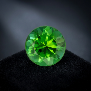 Vente en gros de 2.75mm de diopside de chrome naturel taillé de qualité fine à facettes en vrac certifié IGI chrome russe de haute qualité - Product Image 4