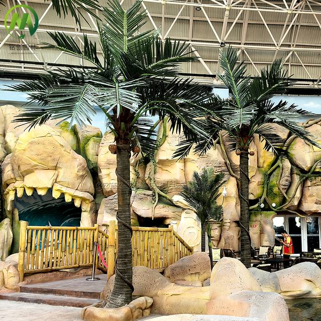 Outdoor Artificial Palm Tree Customized Height Artificial Coconut Tree Anti-UV Fiberglass Trunk Waterproof Coconut Palm Tree