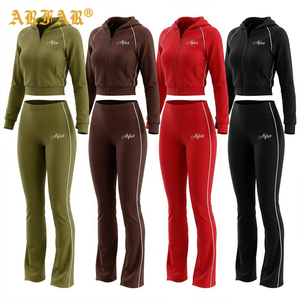 Ensemble de survêtement pour femmes avec logo personnalisé, bordure blanche, broderie, haut court à capuche et <span class=keywords><strong>pantalon</strong></span> de <span class=keywords><strong>jogging</strong></span>, survêtement 2 pièces, streetwear Y2K - Product Image 1