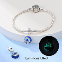 [Codedog] Breloque en argent plaqué en forme de fusée spatiale avec une luciole lumineuse et une orchidée, fabrication directe d'usine, design original, bijoux fins à faire soi-même, cadeau