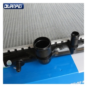 Radiateur de refroidissement moteur 1330F4 1330F6 1330G2 1330K9 1330R8 1330V2 pour Peugeot 207 307 CC SW 308 408 206 Citroën C2 C3 C4 - Product Image 3