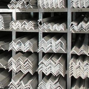 Precio al por mayor Puerta de garaje ranurada Rieles de estante de acero de ángulo ranurado galvanizado - Product Image 4