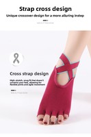 Chaussettes de yoga et de Pilates personnalisées en coton peigné antidérapantes, écologiques, ODM, à 5 orteils, invisibles, à bout ouvert, avec sangles croisées