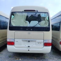 Bus Toyota Coaster d'occasion 30 places, transmission manuelle à gauche, à vendre