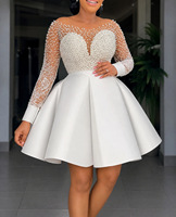 Robes de mariée courtes blanches, col rond, en satin, avec appliques de perles et dentelle, robes de mariée grande taille, mini-robe de mariée champêtre pour la plage