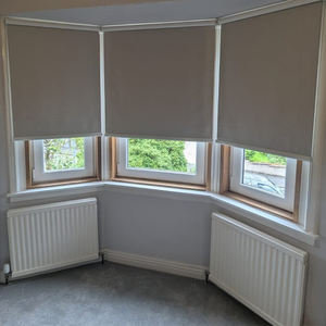 ستائر دوارة كهربائية قابلة للتعديل، ستائر ذكية تعمل بالواي فاي، ستائر دوارة آلية لتصفية الضوء - Product Image 3