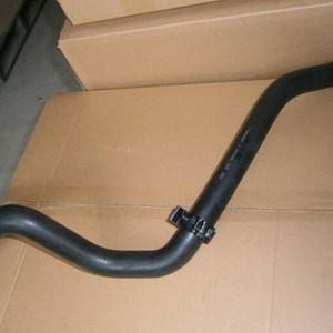 Manguera de Admisión de Aire Buick 95135922 con Abrazadera para SAIC GM, Pieza de Repuesto - Product Image 1