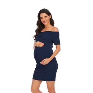 Oferta de Verano: Elegante Vestido de Maternidad con Hombros Descubiertos y Tela Elástica de Buena Calidad - Product Image 2