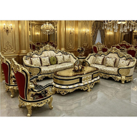Ensemble de canapés sectionnels de luxe européens en bois massif sculpté à la main, recouverts de tissu et de feuilles d'or, pour salon de villa
