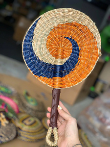 GREENCRAFT Éventail rustique tissé à la main en jonc de mer Cool Summer Party & Home Decor Vietnam Crafted - Product Image 3