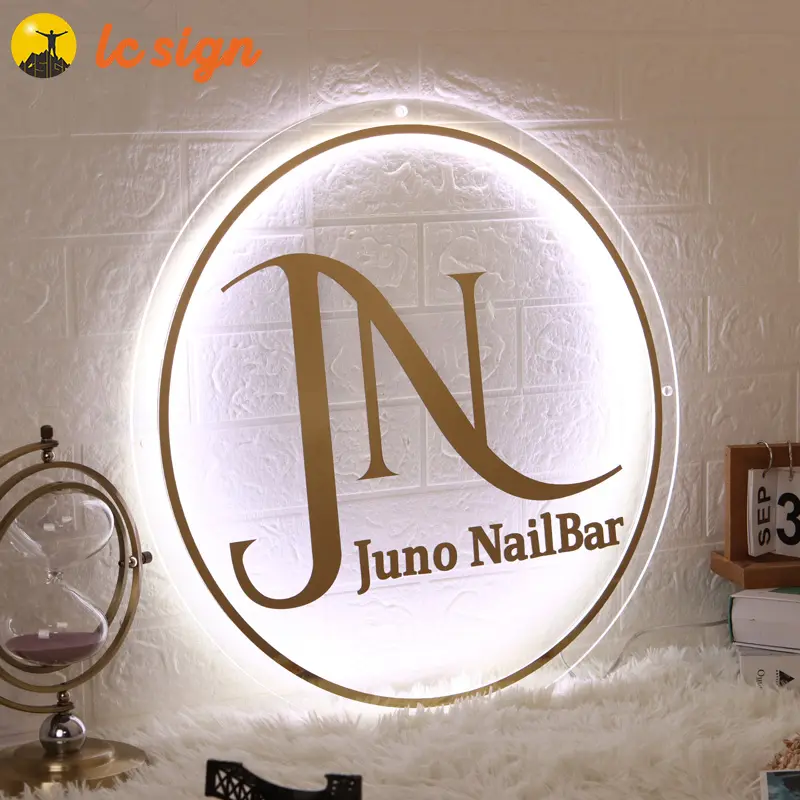Segni in acrilico 3D Logo Business personalizzato salone di bellezza Nail Hair Studio segno parete estetica decorazione del nome della società placche