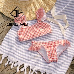 Maillot de bain de haute qualité à imprimé hawaïen, maillot de bain smocké pour enfants, OEM personnalisé, polyester recyclé, bikini pour filles - Product Image 2