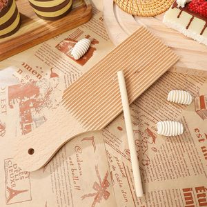 Planche à gnocchis en bois et rouleau à pâtes antiadhésifs, pour la préparation maison de gnocchis et de garganelli, spatule à beurre incurvée et rayée, ustensile de cuisine - Product Image 6