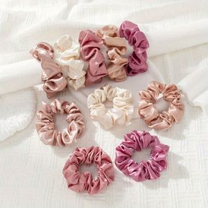 กิ๊บติดผมผ้าไหมขนาด 3.5 ซม. สีชมพูซาติน รับทำโลโก้และขนาดตามสั่ง - Product Image 4
