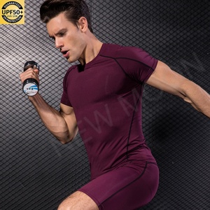 T-shirt de sport respirant et à séchage rapide personnalisé pour hommes, coupe ajustée, protection solaire, anti-transpiration - Product Image 1