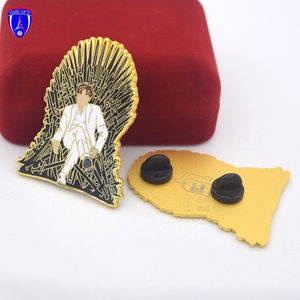 Spille personalizzate in vendita calda smalto duro j-hope chevy ysus trono Design spilla per Jin Jimin <span class=keywords><strong>Taehyung</strong></span> Yoongi Jungkook - Product Image 1