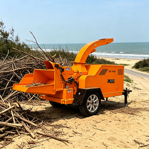 Broyeur de bois avec coupe-spirale pour tracteur, entraînement par prise de force, usage intensif - Product Image 2