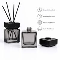 Bouteille diffuseur carrée en verre de 50-500 ml avec bouchon en bois, logo personnalisé, flacon vide pour parfum d'ambiance, vente en gros