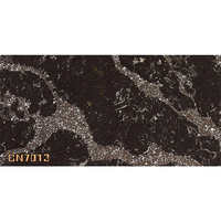 Dalle de quartz artificiel moderne DCT CN7013 Luxe noir veiné or pour espaces commerciaux et plans de travail