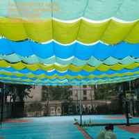 Voile d'ombrage manuelle en HDPE pour jardin d'enfants et école, verte avec bandes blanches, pour aire de jeux et crèche