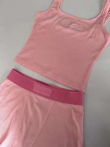 ชุดเสื้อเอวลอยกางเกงขาสั้น2ชิ้นสำหรับผู้หญิงชุดอยู่บ้านแบบรัดรูปลายทาง - Product Image 4