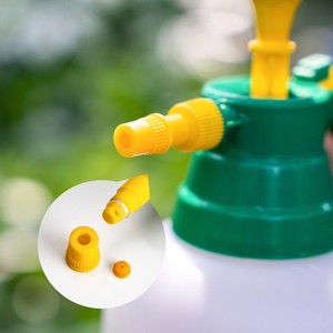 Rociador Manual Mingou de 2L con Boquilla Ajustable, Regadera de Jardín de Plástico Resistente a Ácidos - Product Image 2