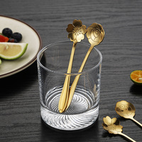 Fleur de cerisier Style japonais cuillère à café en métal tasse et cuillère en acier inoxydable ensemble pour cuisine thé mariages cadeaux