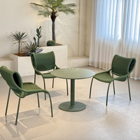Chaises de jardin en métal avec sièges et dossiers en corde tressée pour terrasse extérieure et café