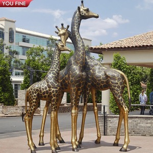 Youfine Nhà Máy Tùy Chỉnh Ngoài Trời Khu Nghỉ Mát Nghệ Thuật Công Cộng Địa điểm Vườn Sống Động Như Thật Đồng Con Hươu Cao Cổ Gia Đình Điêu Khắc Bức Tượng - Product Image 6