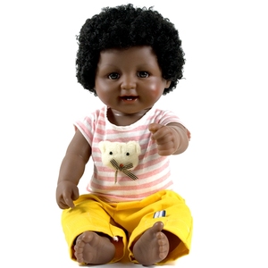 Poupée noire en PVC écologique de 19 pouces avec accessoires de cheveux afro, poupée en vinyle pour fille fabriquée par Black Dolls - Product Image 2