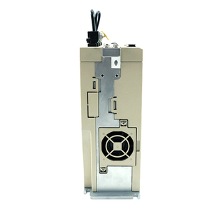 Contactor Yaskawa Original Nuevo SGD7S-2R8A00A, Servoaccionamiento Nuevo SGD7S-2R8A00A002 SGD7S-7R6A00A002 - Product Image 4