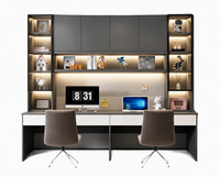 Bureau d'étude moderne personnalisé avec bibliothèque intégrée, étagères modulaires en bois, vitrine avec éclairage LED, mobilier de bureau à domicile