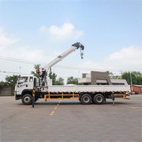 Système hydraulique stable, grue de camion à flèche droite FAW de 10 tonnes, hauteur de levage personnalisée pour la manutention de marchandises en vrac