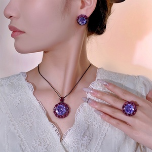 Parure de bijoux vintage écologiques en cuivre, haute qualité, avec pendentif, boucles d'oreilles et bagues assorties en zircon cubique violet 18-16 mm - Product Image 6