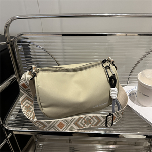 Nouveau sac bandoulière pour femme, élégant, polyvalent et décontracté, style sport, grande capacité - Product Image 6
