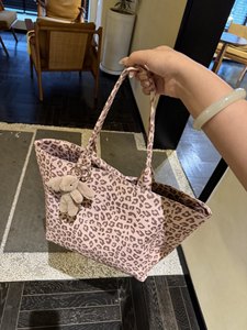 <span class=keywords><strong>Borsa</strong></span> Tote Unica con Testa di Gatto e Motivo Leopardato, in Tessuto Canvas, Stile Oversize per Donne, con Fantasie Felini Giocose per un'Atmosfera Divertente - Product Image 4
