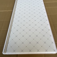 Matériaux de plafond suspendu en PVC, panneau en plastique rectangulaire, plafond décoratif 3000x300mm, salon, cuisine, salle de bain
