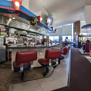 Sièges de restaurant de luxe Cabine à arc en cuir <span class=keywords><strong>rouge</strong></span> profond Tables circulaires en bois Ensemble de meubles commerciaux - Product Image 6