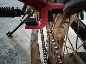 Limpiador de Cadena para Motocicleta o Bicicleta, Cepillo Desengrasante Universal para Limpieza de Cadena de Bicicleta de Montaña - Product Image 5